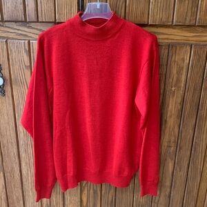Cortina Italia Men’s Mock Turtleneck 
Size M 100% Merino Wool
Made in 🇮🇹 Italy